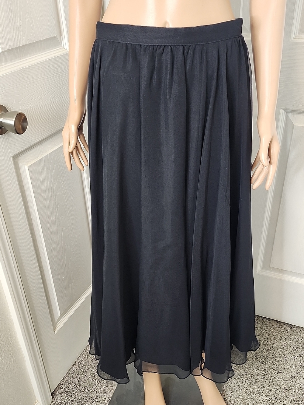 Women’s Black Maxi Skirt - Elegant Flowing Silhouette